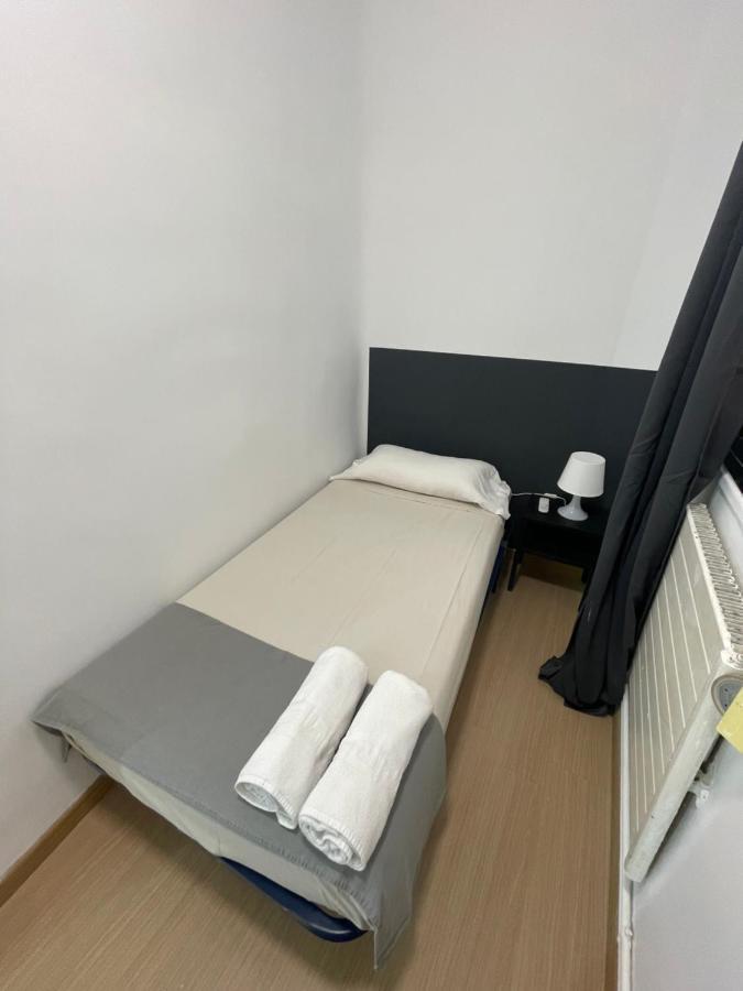 Toledo Habitaciones Madrid Exterior photo